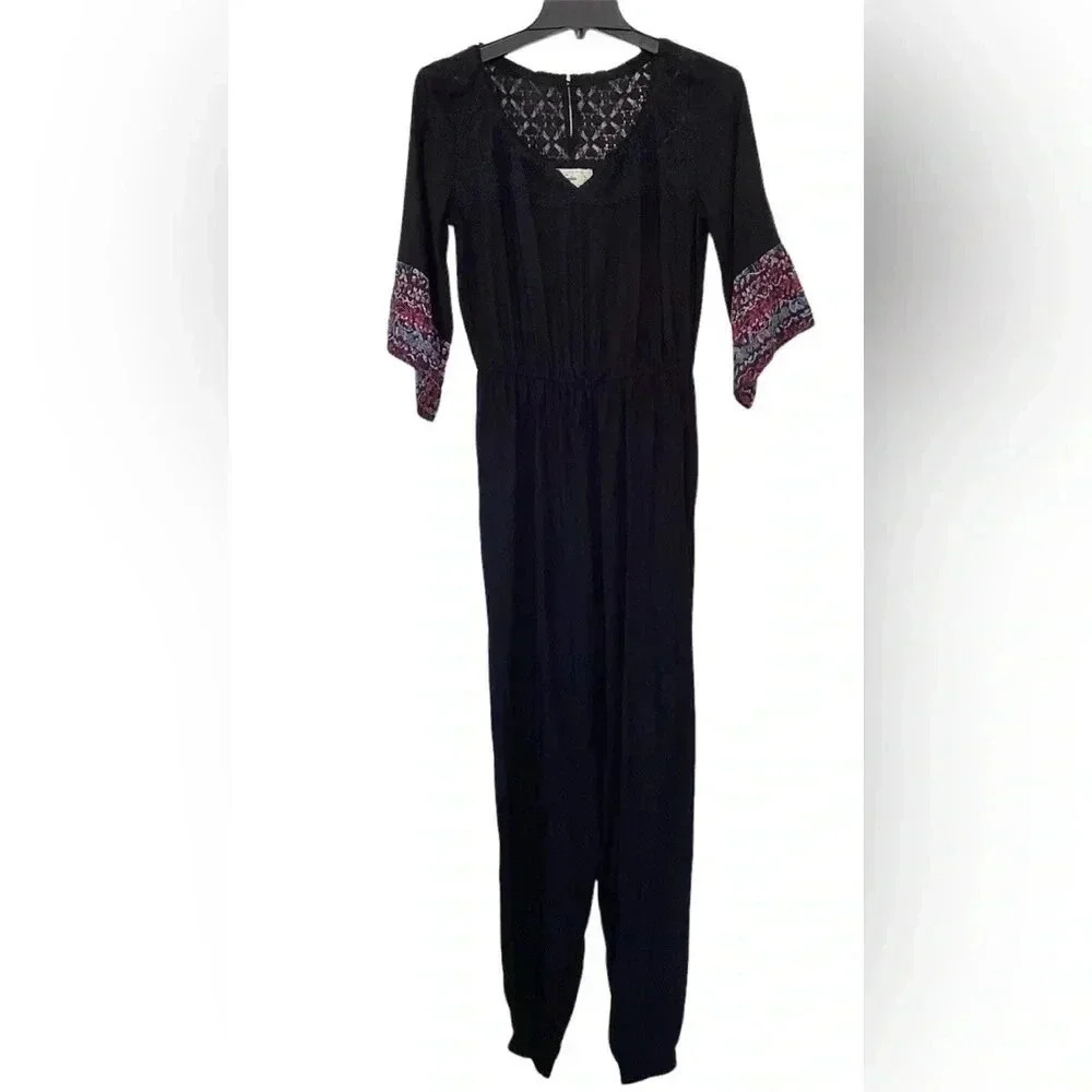 NWT Abercrombie Jumpsuit Girls XL One-Piece Black Lace Detail Elastic Ankle
